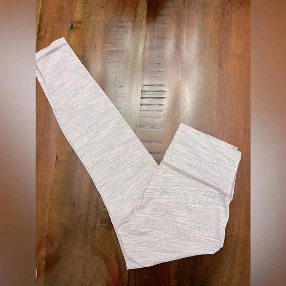 Lululemon Wunder Under High-Rise Tight 28" size 8 - Picture 4 of 5